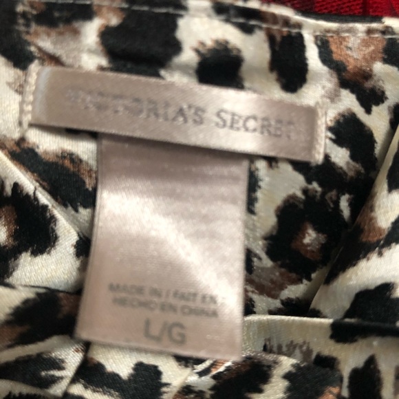 NOT FOR SALE          VICTORIA’S SECRET LARGE NWOT - Picture 3 of 3